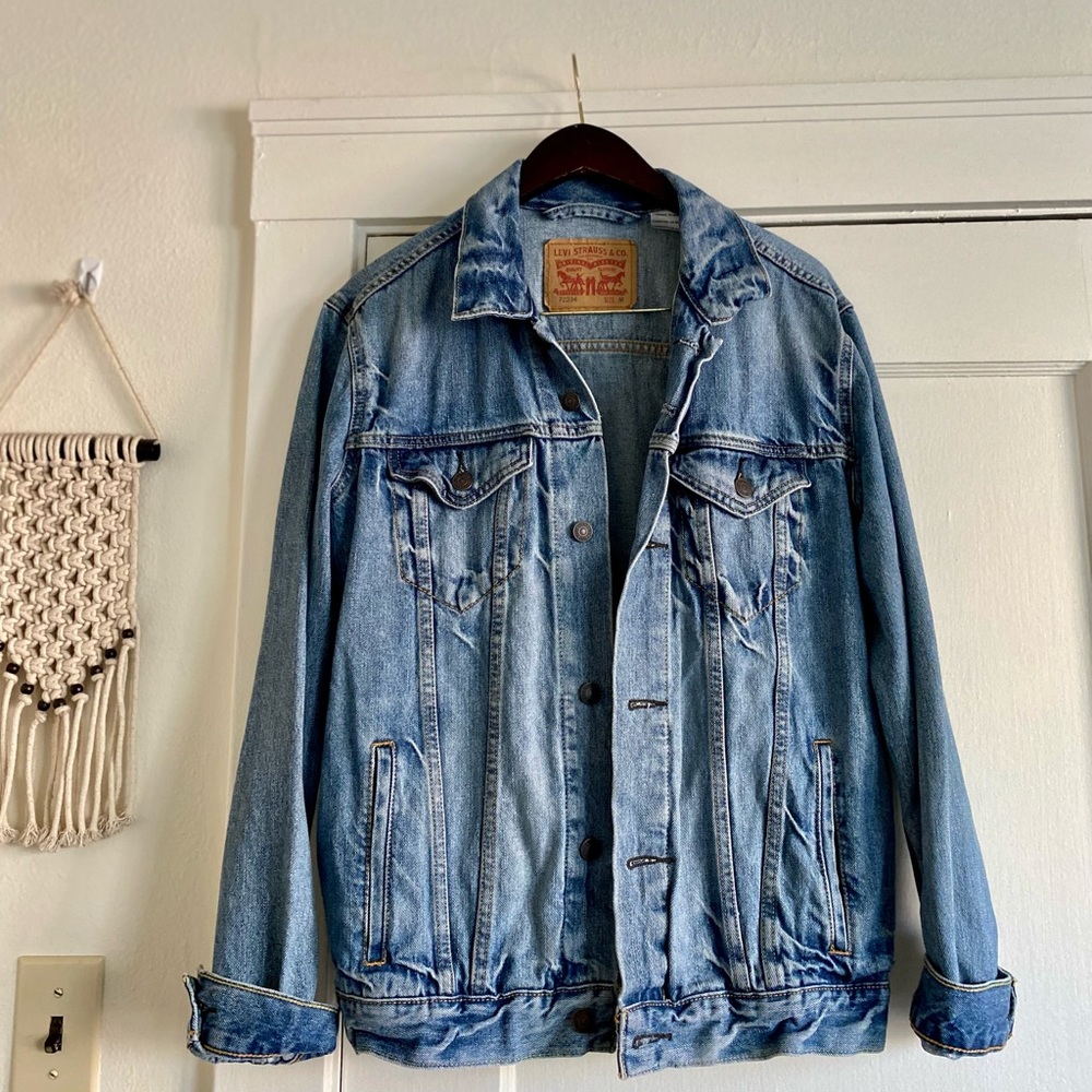 Mens Levi’s Jean jacket, size M